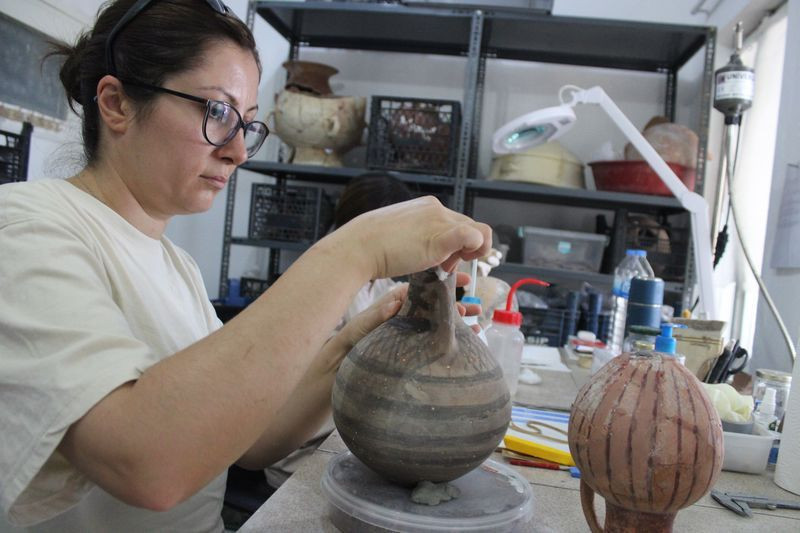 4 bin 500 yıllık eşsiz seramikler Kayseri'de! - Resim: 3