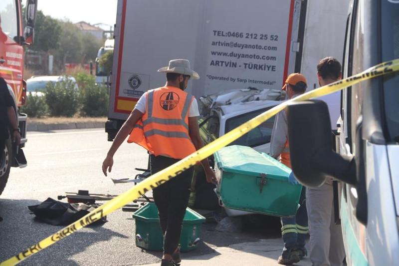 Manisa'da korkunç kaza! İki kuzen öldü - Resim: 6