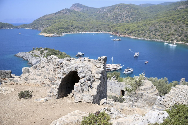 Muğla'nın Fethiye ilçesinde bulunuyor! Mavi tur yapanların uğrak noktası oldu - Resim: 20