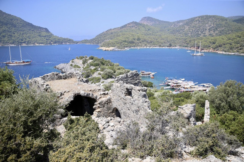 Muğla'nın Fethiye ilçesinde bulunuyor! Mavi tur yapanların uğrak noktası oldu - Resim: 29