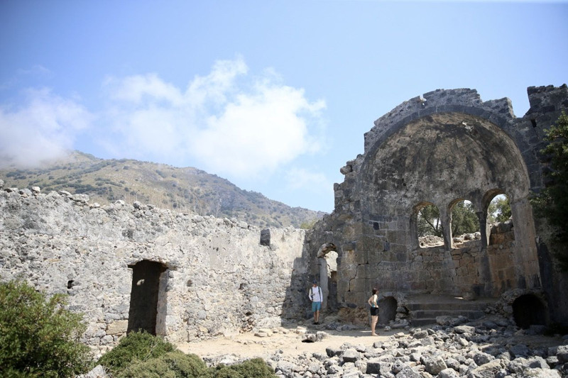 Muğla'nın Fethiye ilçesinde bulunuyor! Mavi tur yapanların uğrak noktası oldu - Resim: 25