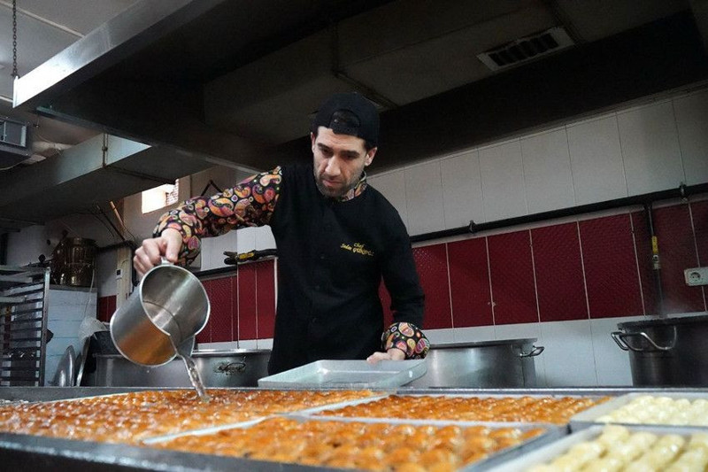 Üçkağıtçılar iş başında! Bayramda vatandaşa baklava diye bunu yediriyorlar - Resim: 8