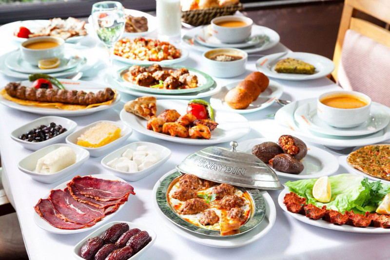 İstanbul'da iftar menüsü fiyatları uçtu: İşte cep yakan menüler! - Resim: 6