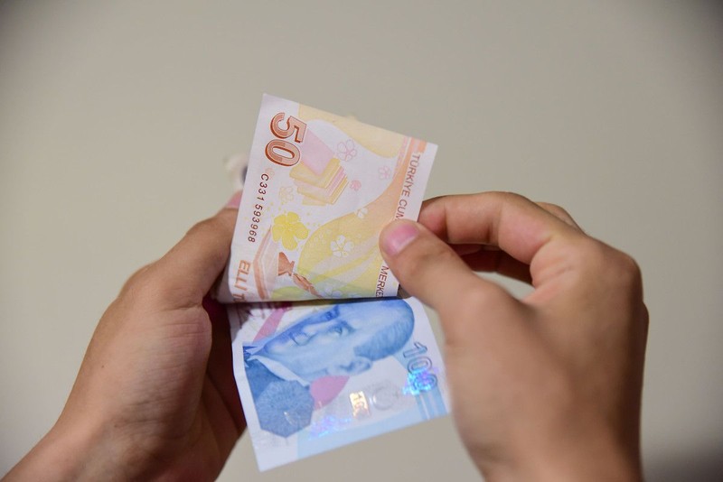 Emekliler dikkat! 3 bin lira hesaplara yatmaya başladı! Emekli ikramiye fark ödemeleri ne zaman yatacak - Resim: 2