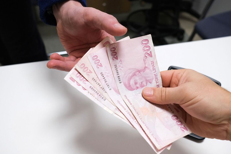 Emekliler dikkat! 3 bin lira hesaplara yatmaya başladı! Emekli ikramiye fark ödemeleri ne zaman yatacak - Resim: 11
