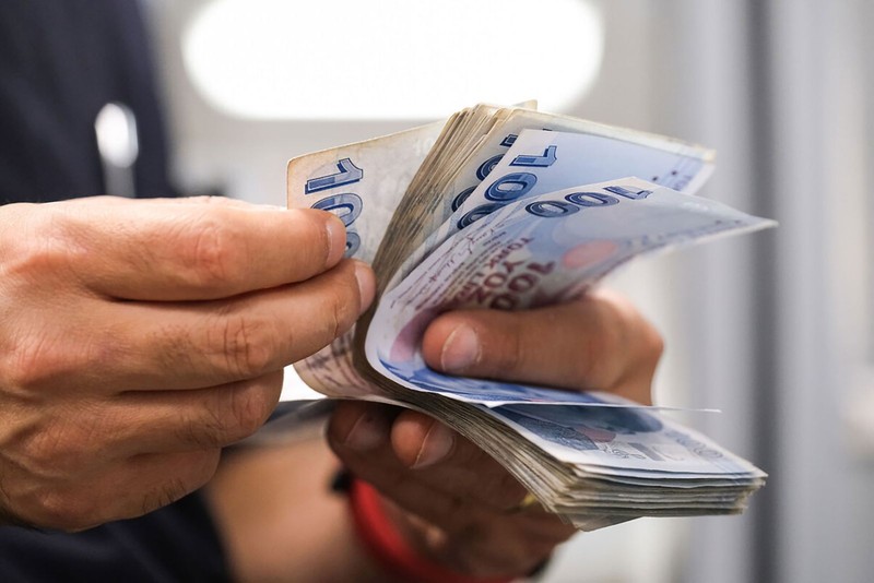 Emekliler dikkat! 3 bin lira hesaplara yatmaya başladı! Emekli ikramiye fark ödemeleri ne zaman yatacak - Resim: 12