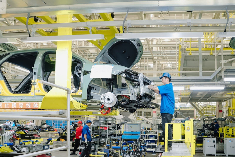 Çinli otomotiv devi BYD'nin fabrikasında bir gün! Aydınlık üretimin tüm aşamalarını görüntüledi - Resim: 2