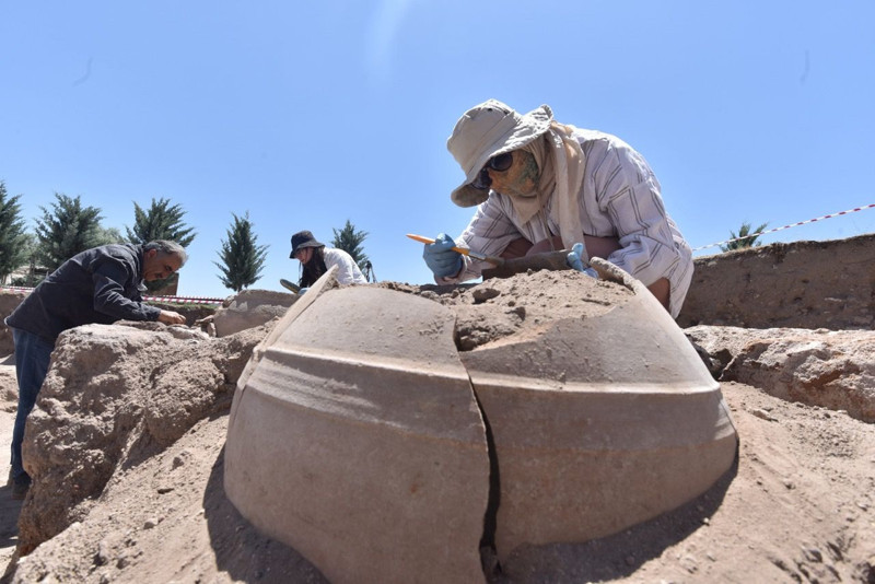 Bitlis'in Ahlat ilçesinde yapılıyor! Tarihe ışık tutacak... - Resim: 11