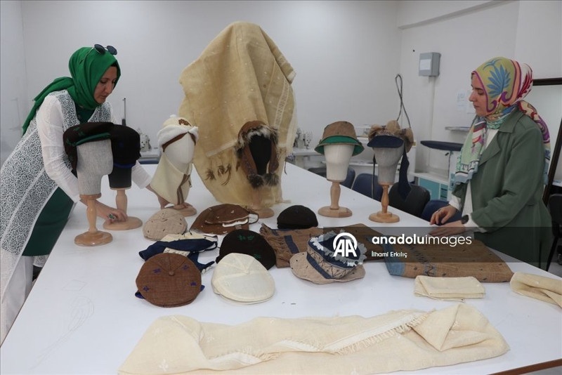 Eruzum'da geleneksel kumaş 'ehram'dan üretildiler! - Resim: 2