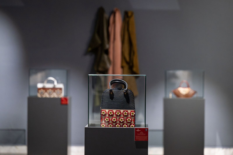 Osmanlı motifleri modern tasarımla hayat buldu! İşte o eserler - Resim: 9