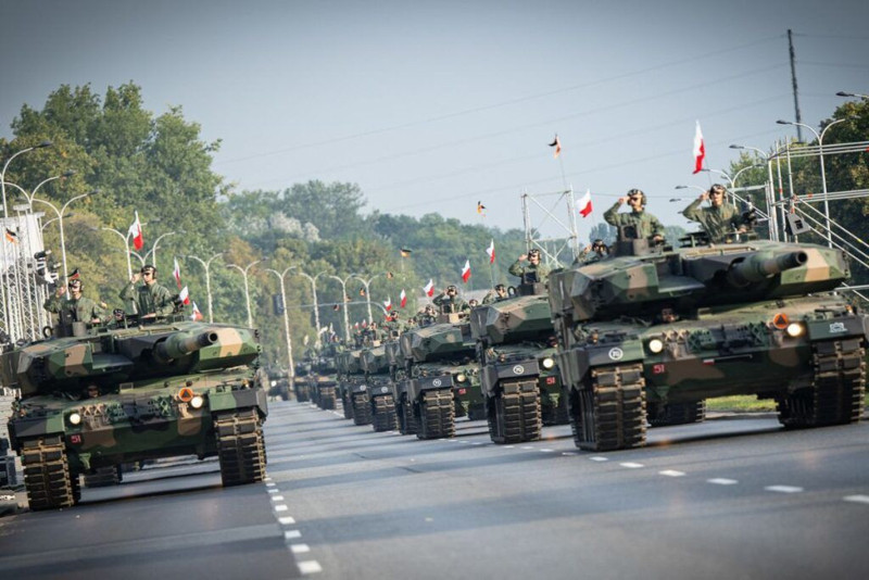 Financial Times: Angajman kuralları değişiyor... NATO Rus uçaklarını vurmayı gündeme aldı - Resim: 7