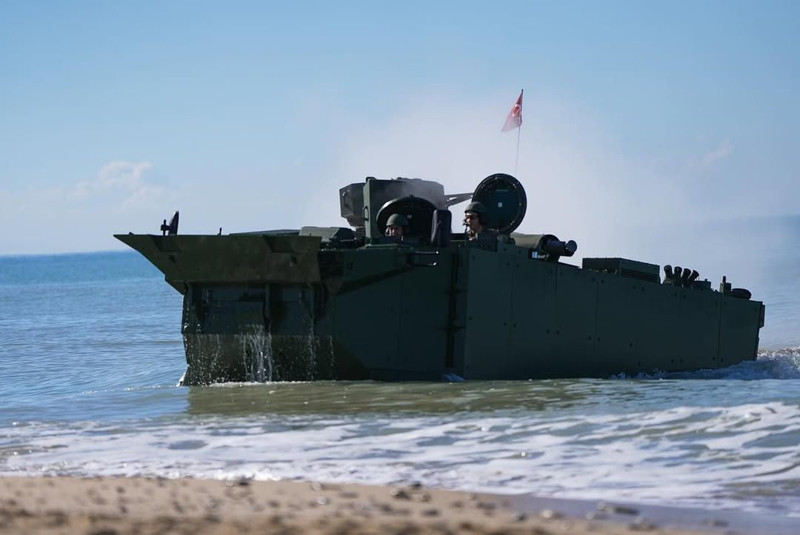 İspanyol ordusu FNSS ZAHA’nın peşinde: TCG Anadolu'da kullanılan Türk amfibi gücüne Avrupa’dan talep - Resim: 8