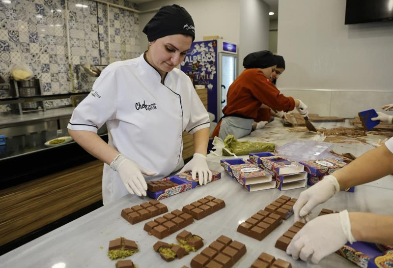 Adana'da bu işi yapan tek kadın! Evini satıp bu işe girdi, 15 kişiye istihdam sağlıyor - Resim: 7