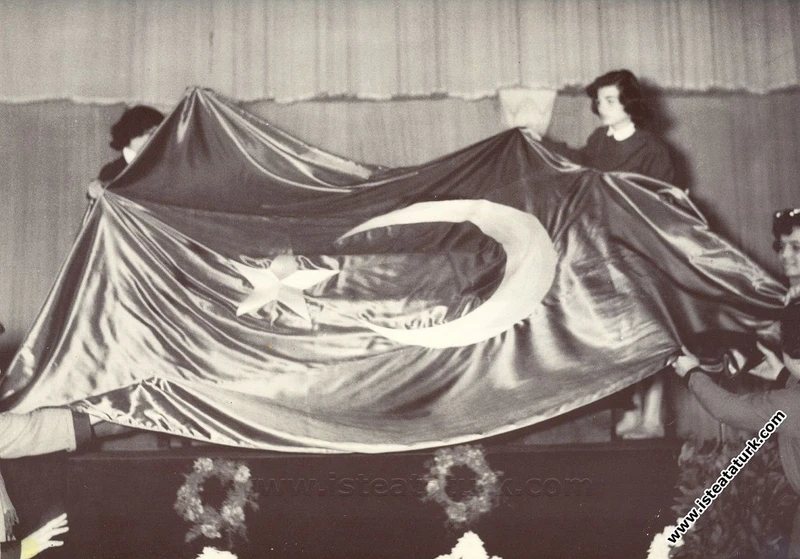 Atatürk'ün tabutu açıldı! Herkesin boğazının düğümlendiği an... - Resim: 3