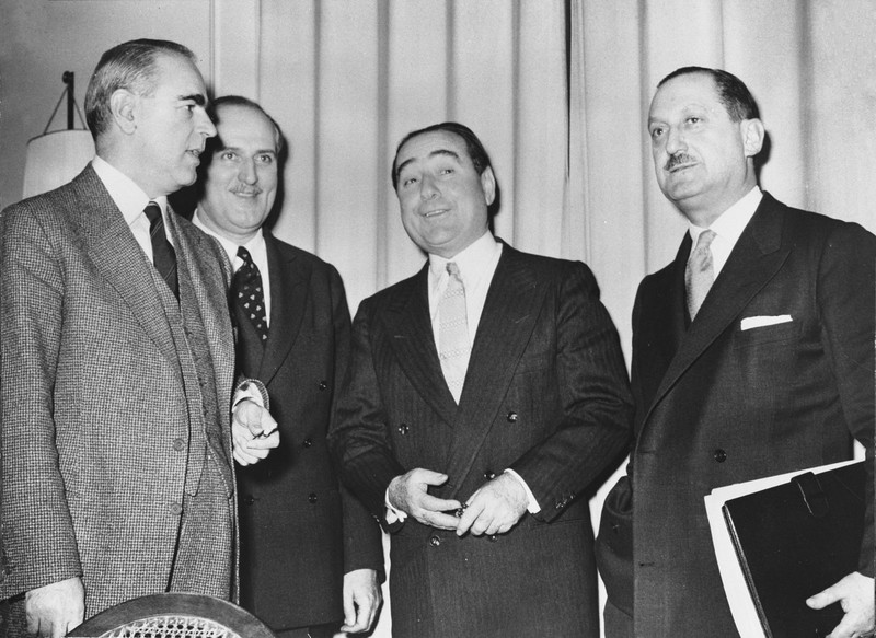 Tarihte Bugün 11 Şubat: Türkiye'nin hafızasına kazınan olaylar (Fotoğraflarla) - Resim: 3