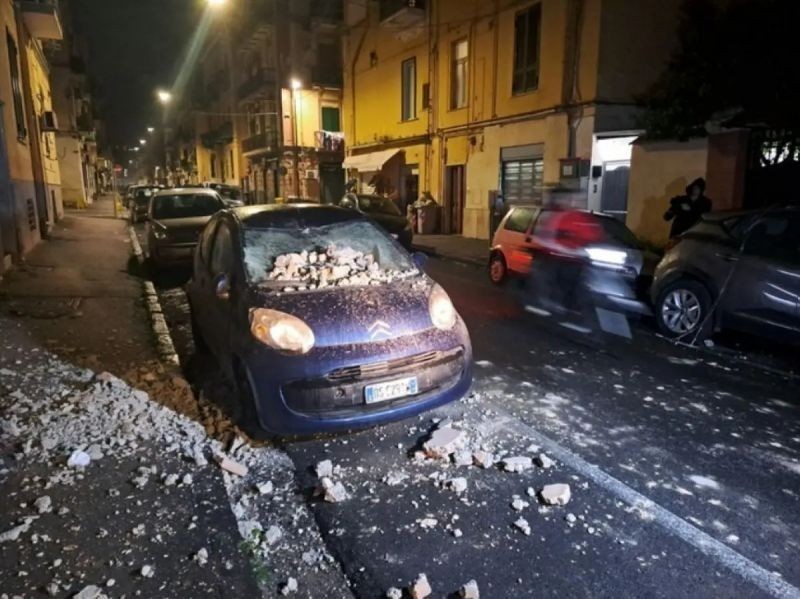 İtalya'da deprem endişe yarattı: Son yılların en şiddetli sarsıntısı... - Resim: 4