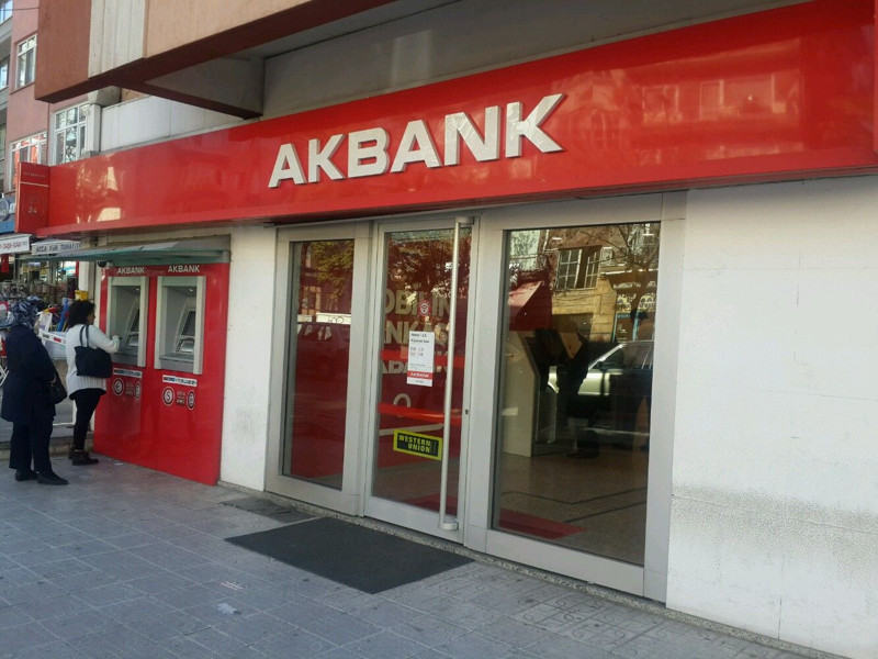 Türkiye'de en çok hangi bankanın şubesi var? Türkiye'deki en zengin banka hangisi? - Resim: 9