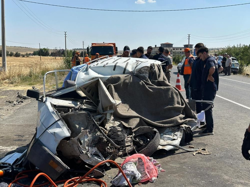 Uşak'ta korkunç kaza! Baba ve kızı hayatını kaybetti - Resim: 6