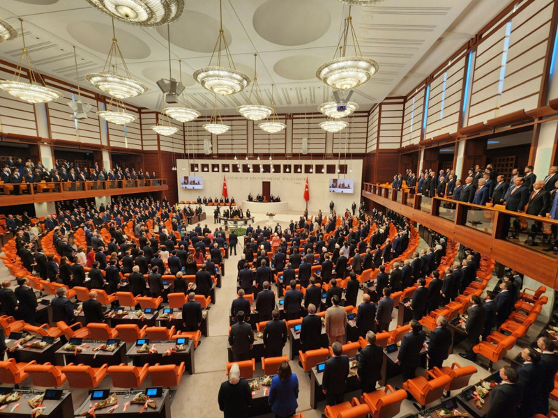 Özgür Özel'e soruşturma sonrası gündem oldu! Milletvekili dokunulmazlığının kaldırılması süreci nasıl işliyor? - Resim: 8