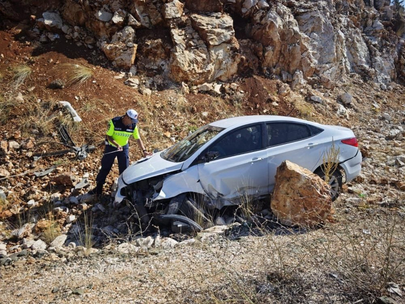 Konya'da feci kaza! 7 yaralı - Resim: 3