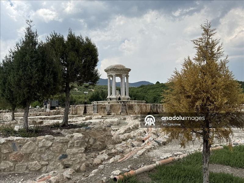 Teke yöresinin kültür başkenti: Burdur'da gezilecek yerler - Resim: 6