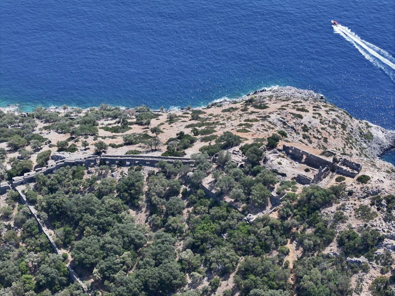 Muğla'nın Fethiye ilçesinde bulunuyor! Mavi tur yapanların uğrak noktası oldu - Resim: 9