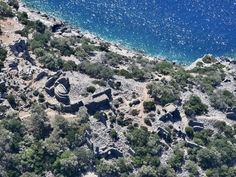 Muğla'nın Fethiye ilçesinde bulunuyor! Mavi tur yapanların uğrak noktası oldu - Resim: 4