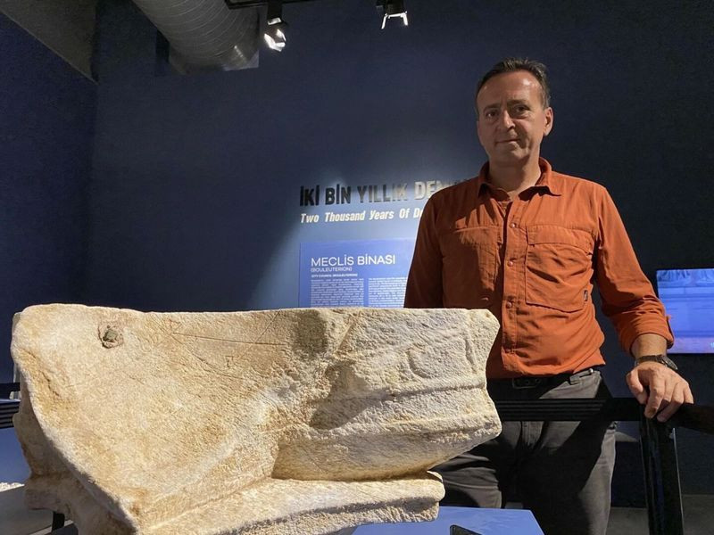 Manisa'daki Aigai Antik Kenti'nde önemli buluş! 2 bin 200 yılık - Resim: 6