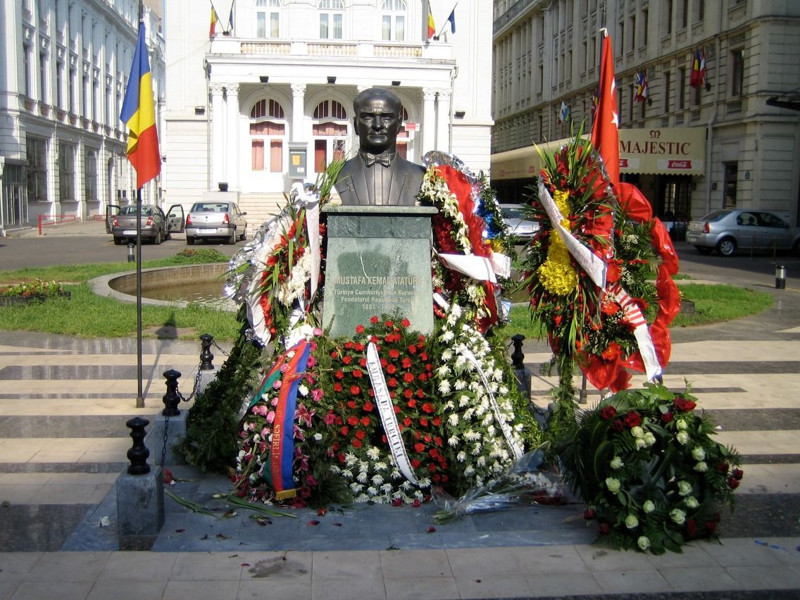 Hangi ülkelerde Atatürk heykeli var? - Resim: 5