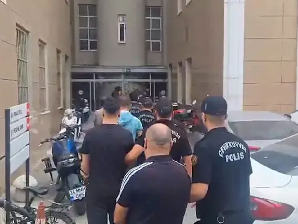 Manisa'da uyuşturucu operasyonu: 20 tutuklama